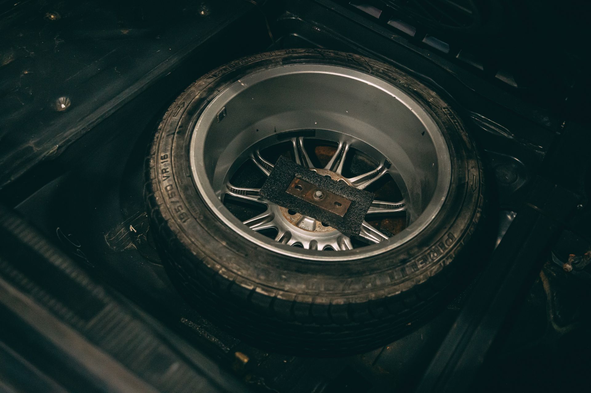 Hartge F1 Paired A 1988 Mercedes-Benz 300E With A Tuned BMW M Engine