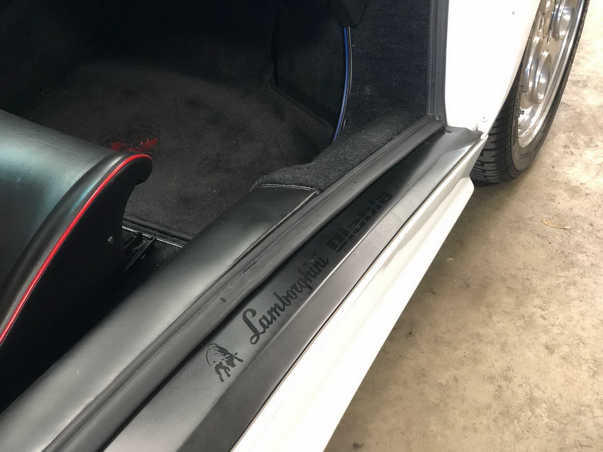 Make This White 1991 Lamborghini Diablo Your Poster Car