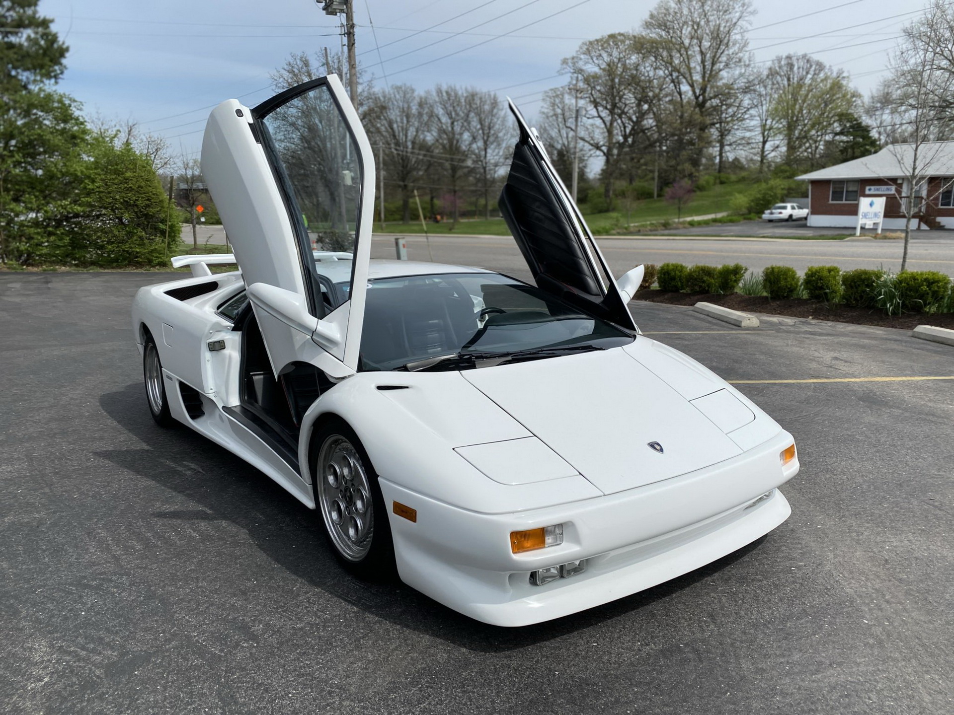 Make This White 1991 Lamborghini Diablo Your Poster Car