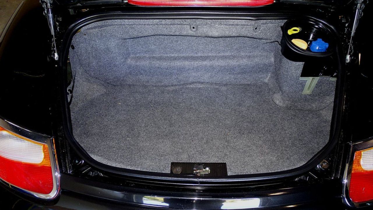 “Have It Both Ways” 1999 Porsche Boxster Replicates 911 And Cayman Model Looks