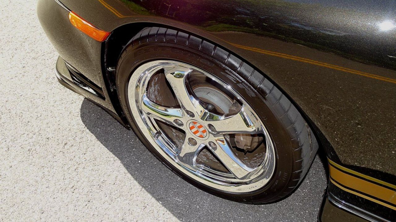 “Have It Both Ways” 1999 Porsche Boxster Replicates 911 And Cayman Model Looks