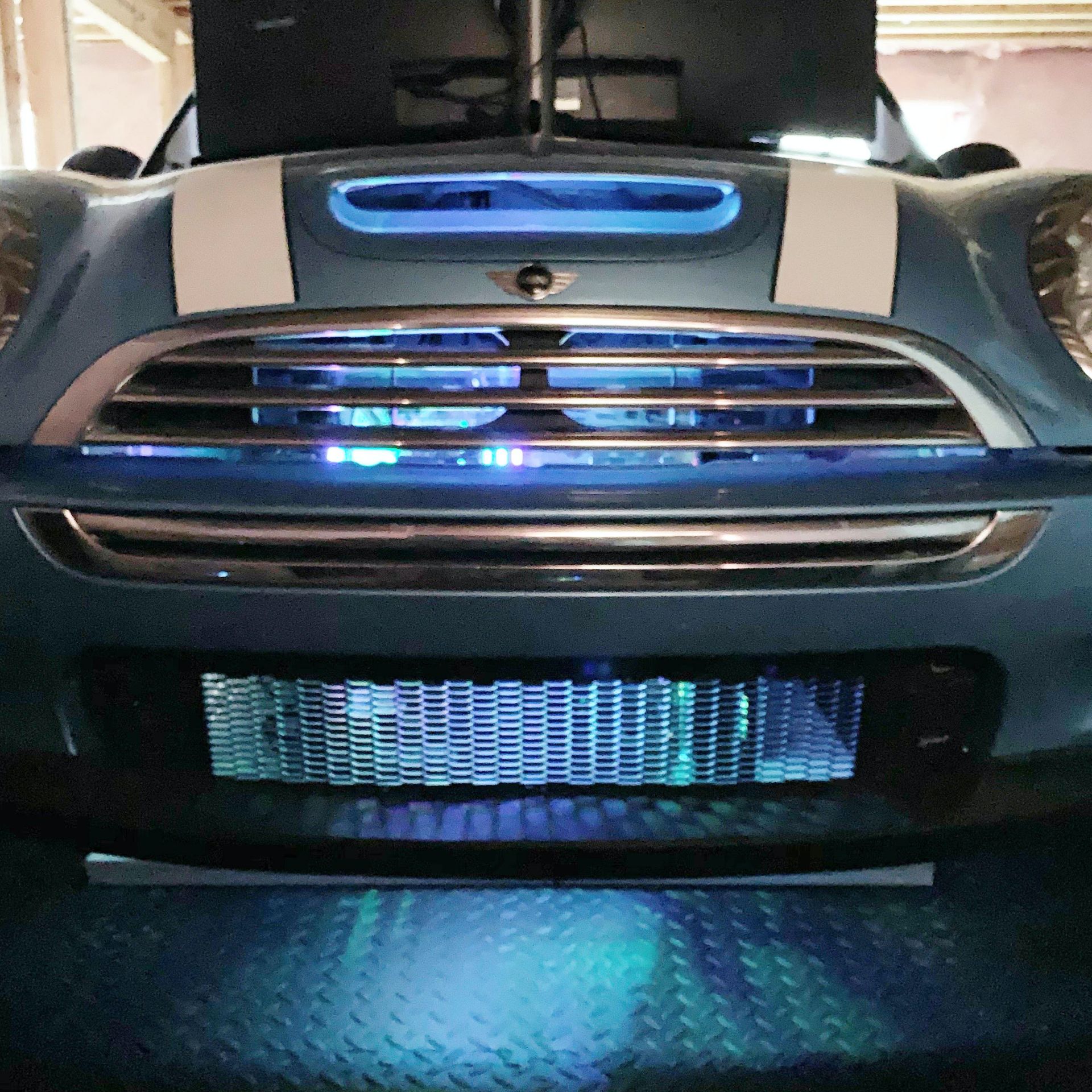 This Guy Turned A MINI Cooper S Into A Racing Simulator For His Basement