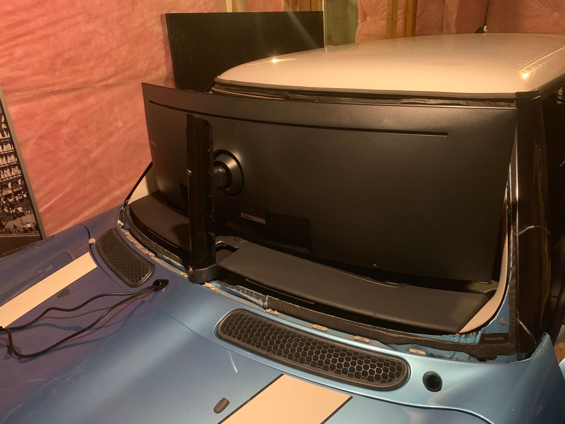 This Guy Turned A MINI Cooper S Into A Racing Simulator For His Basement