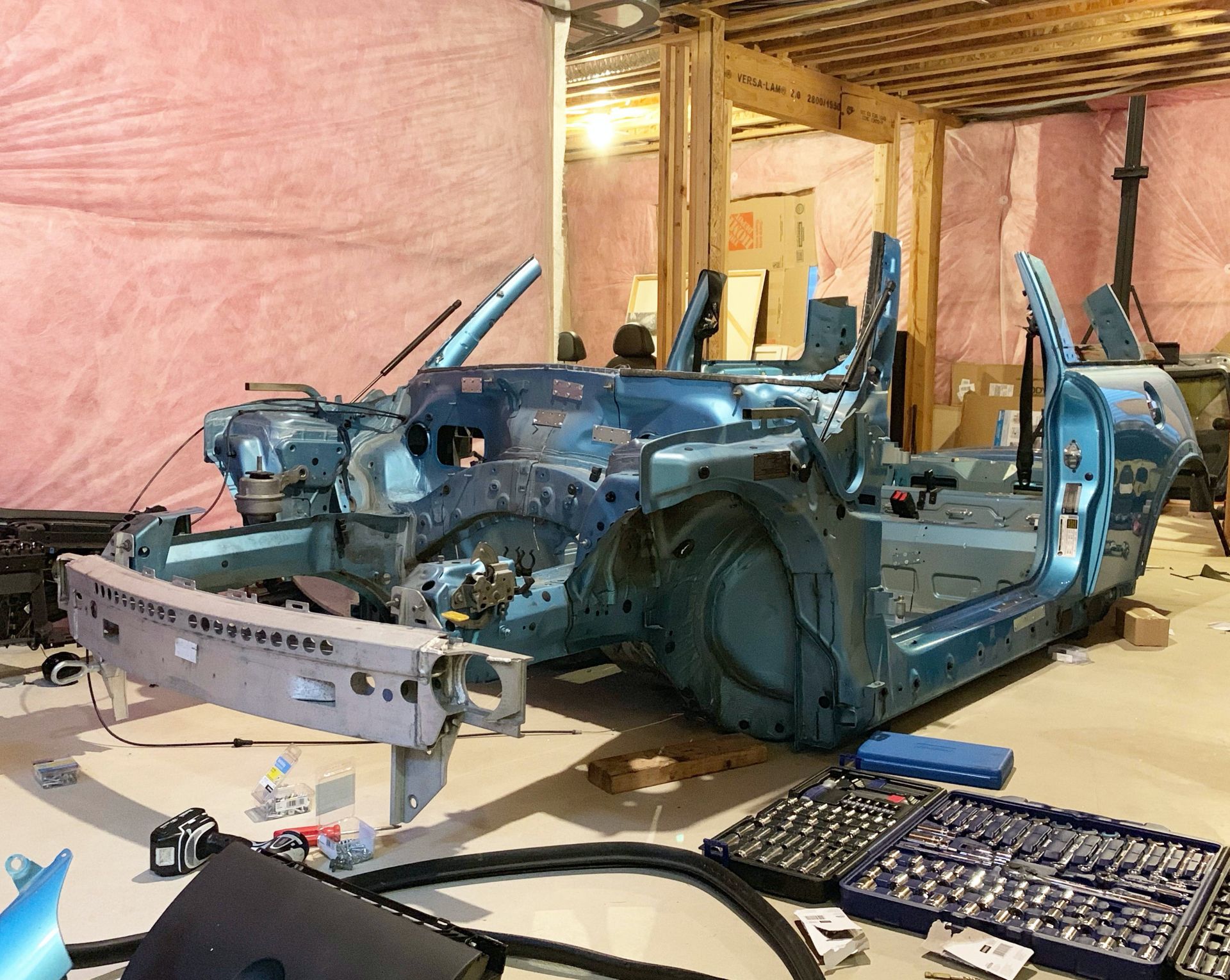 This Guy Turned A MINI Cooper S Into A Racing Simulator For His Basement