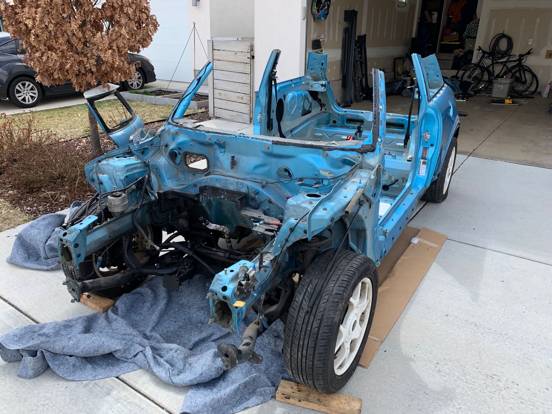 This Guy Turned A MINI Cooper S Into A Racing Simulator For His Basement