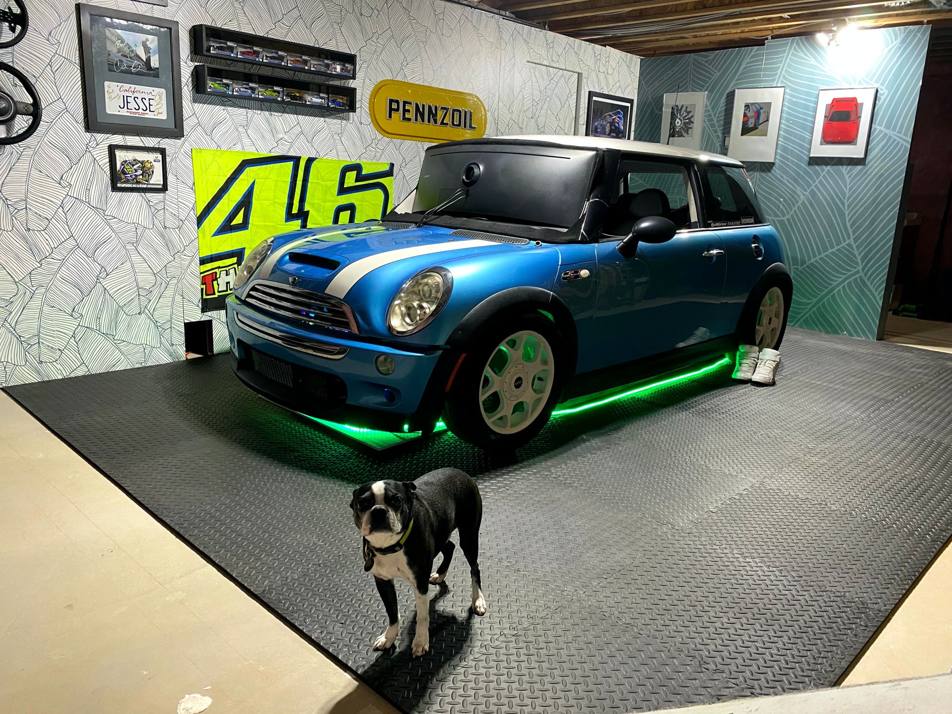 This Guy Turned A MINI Cooper S Into A Racing Simulator For His Basement