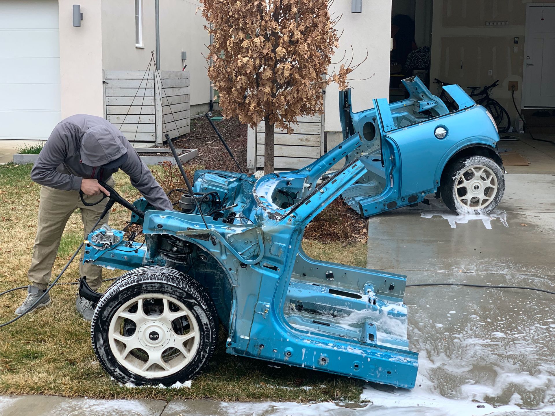 This Guy Turned A MINI Cooper S Into A Racing Simulator For His Basement