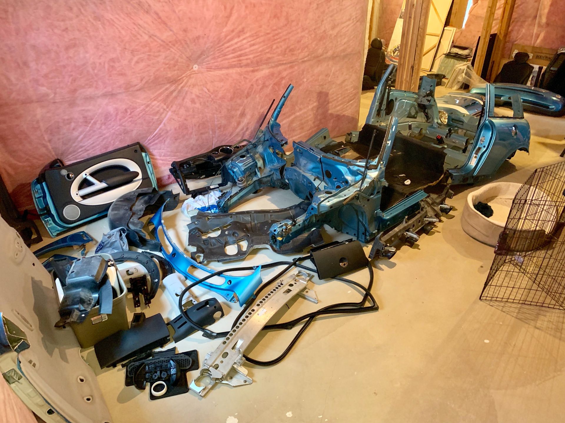 This Guy Turned A MINI Cooper S Into A Racing Simulator For His Basement