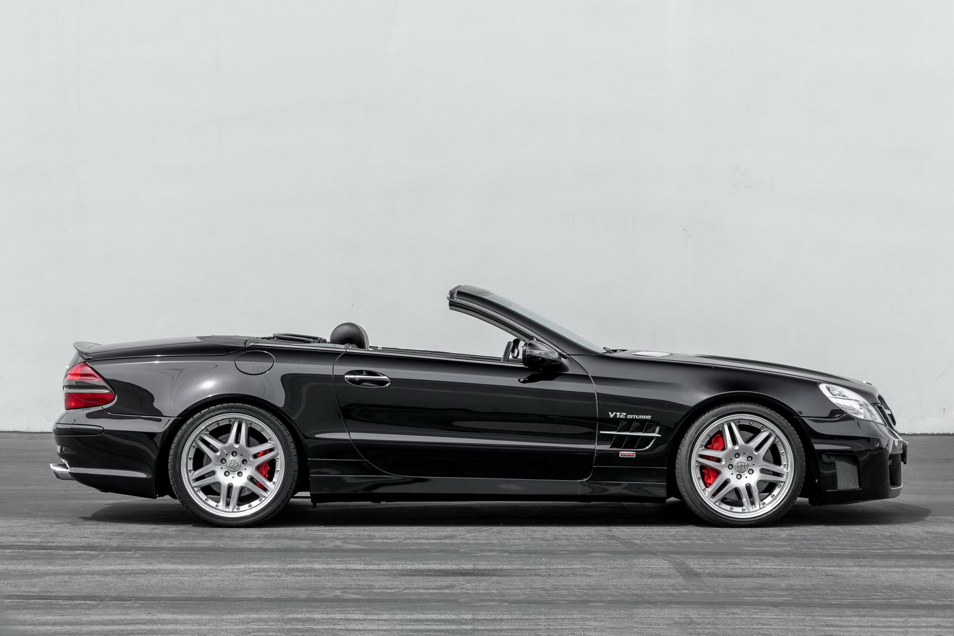 Brabus Mercedes SL600 Has Lorinser Bits, 12 Cylinders And Six Exhaust Pipes