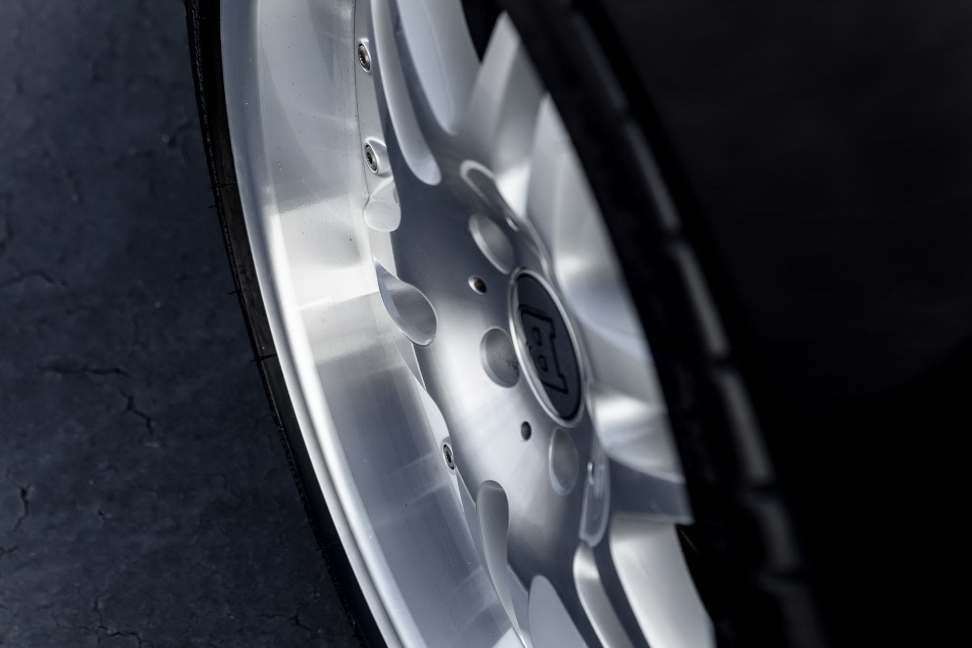 Brabus Mercedes SL600 Has Lorinser Bits, 12 Cylinders And Six Exhaust Pipes