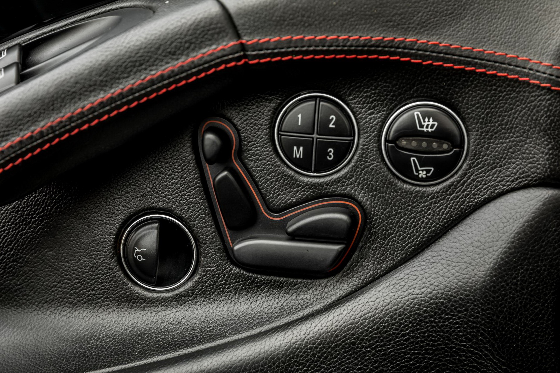 Brabus Mercedes SL600 Has Lorinser Bits, 12 Cylinders And Six Exhaust Pipes