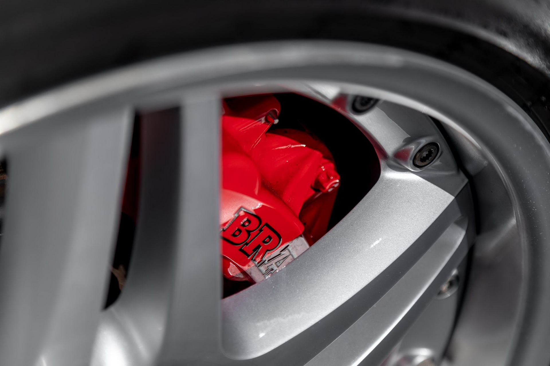 Brabus Mercedes SL600 Has Lorinser Bits, 12 Cylinders And Six Exhaust Pipes