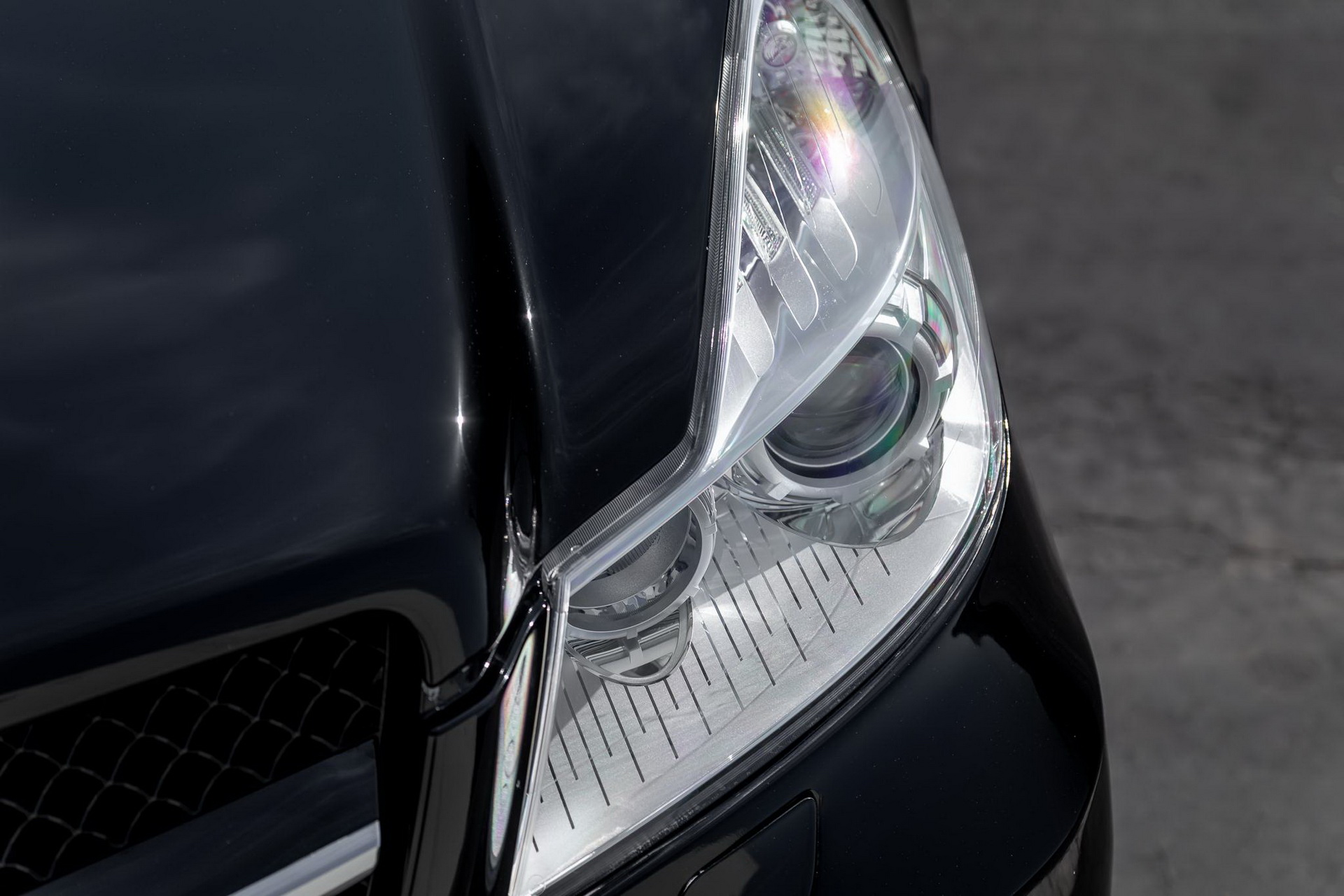 Brabus Mercedes SL600 Has Lorinser Bits, 12 Cylinders And Six Exhaust Pipes