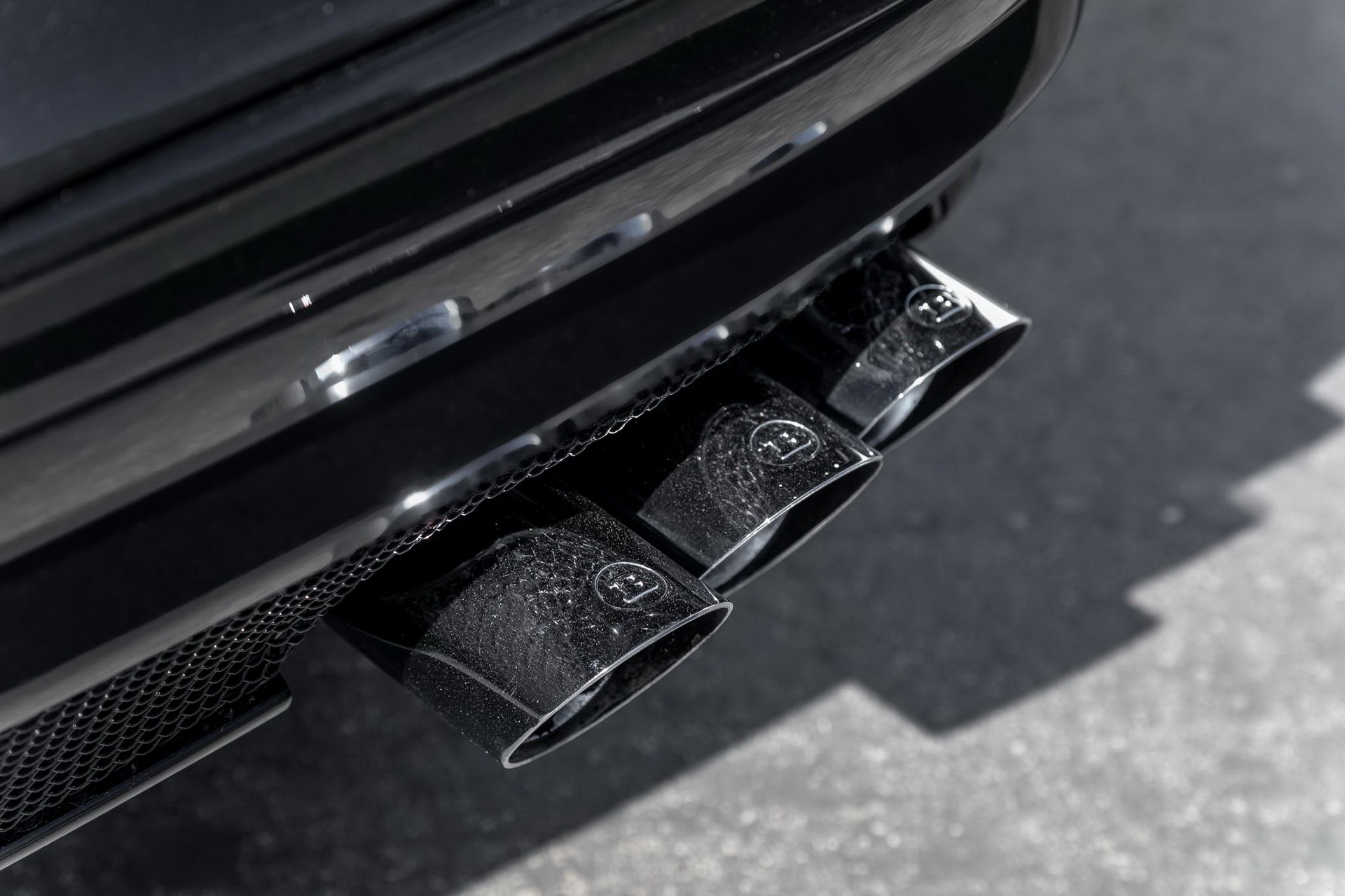 Brabus Mercedes SL600 Has Lorinser Bits, 12 Cylinders And Six Exhaust Pipes