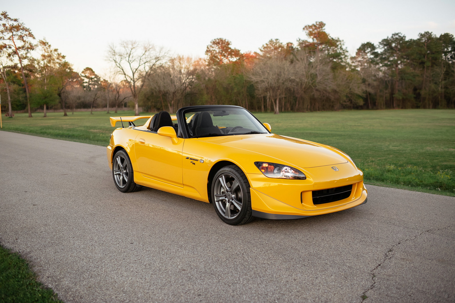 Improve Your Weekends With This Epic 1k-Mile Honda S2000 CR