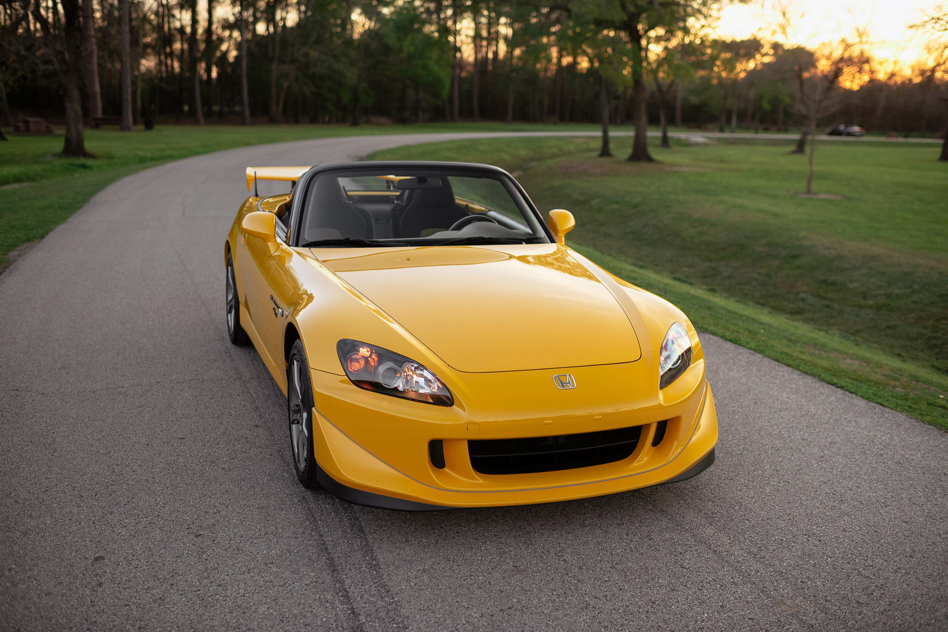 Improve Your Weekends With This Epic 1k-Mile Honda S2000 CR