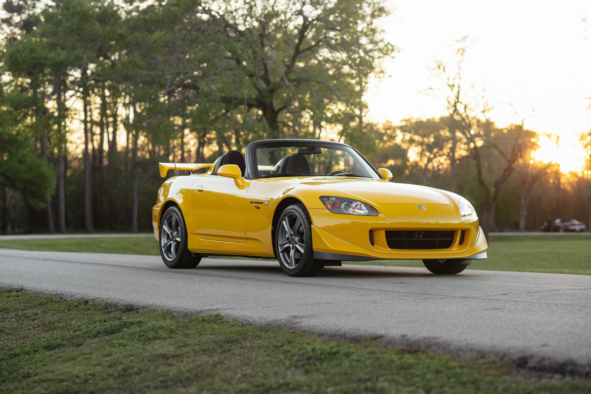 Improve Your Weekends With This Epic 1k-Mile Honda S2000 CR