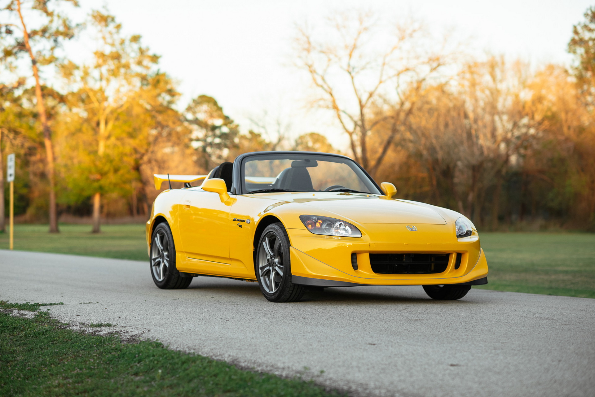 Improve Your Weekends With This Epic 1k-Mile Honda S2000 CR