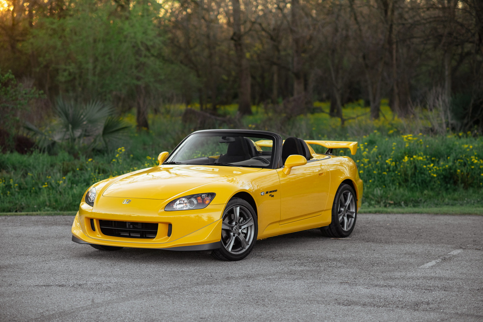 Improve Your Weekends With This Epic 1k-Mile Honda S2000 CR