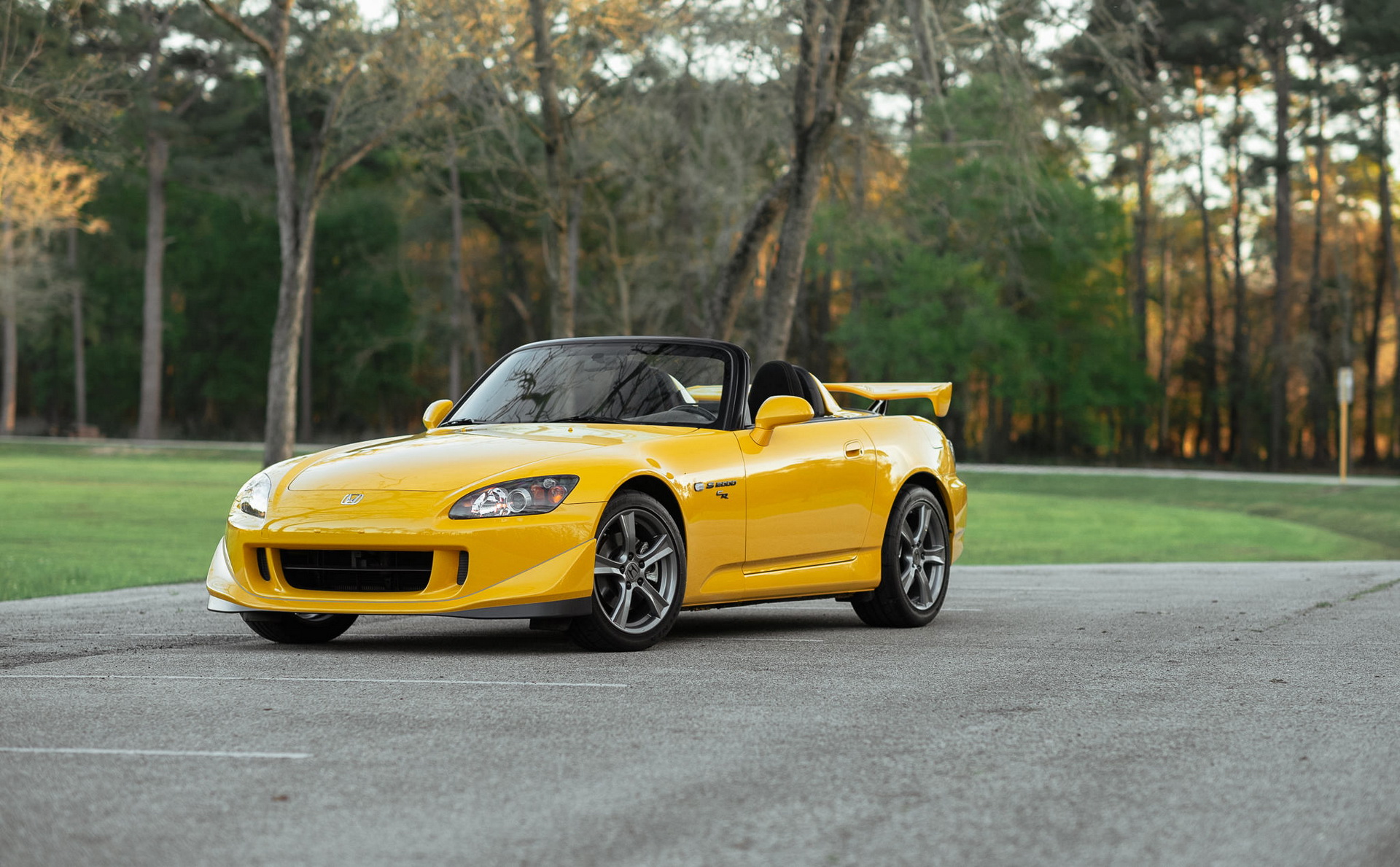 Improve Your Weekends With This Epic 1k-Mile Honda S2000 CR