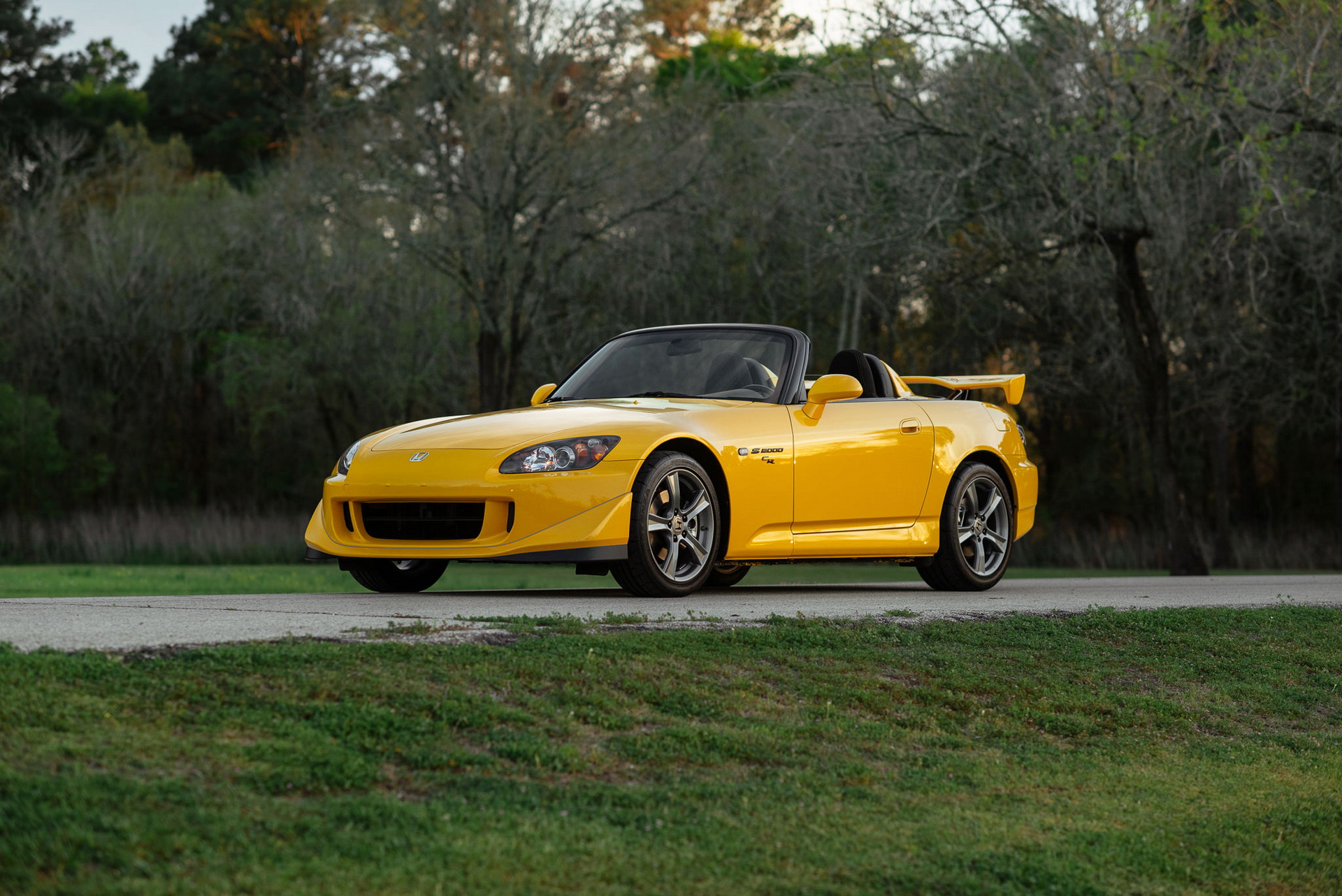 Improve Your Weekends With This Epic 1k-Mile Honda S2000 CR