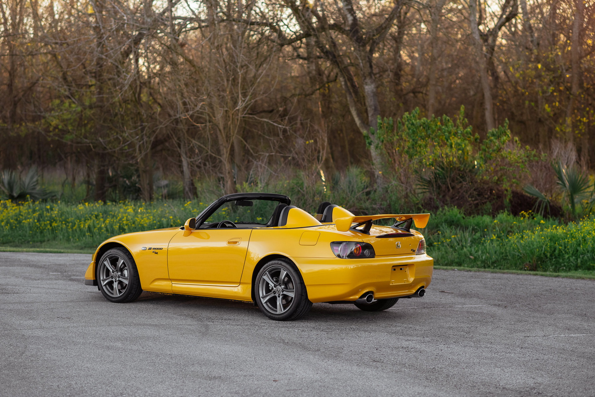 Improve Your Weekends With This Epic 1k-Mile Honda S2000 CR