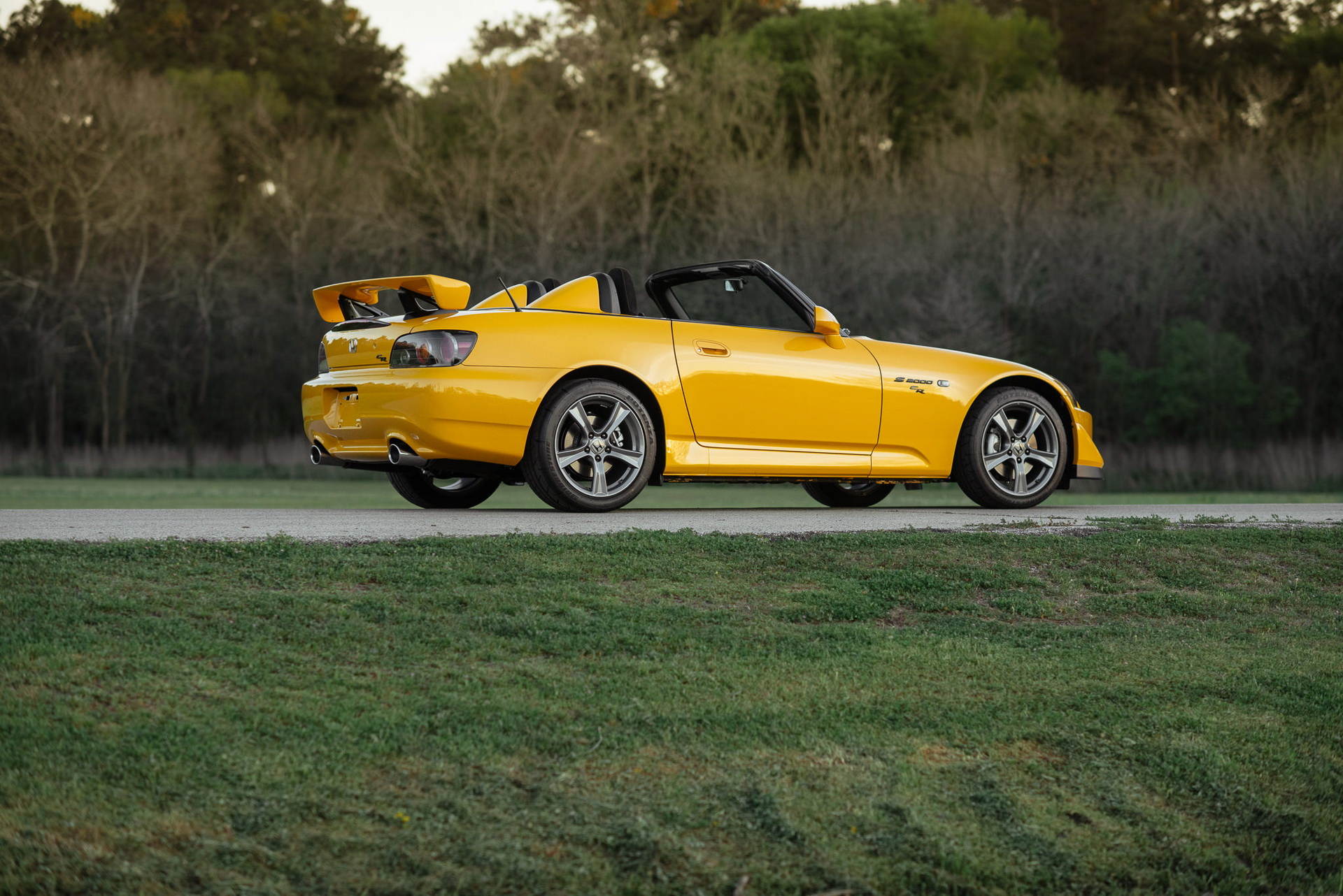 Improve Your Weekends With This Epic 1k-Mile Honda S2000 CR