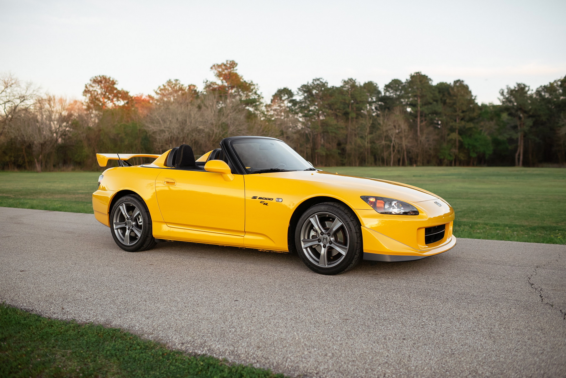 Improve Your Weekends With This Epic 1k-Mile Honda S2000 CR