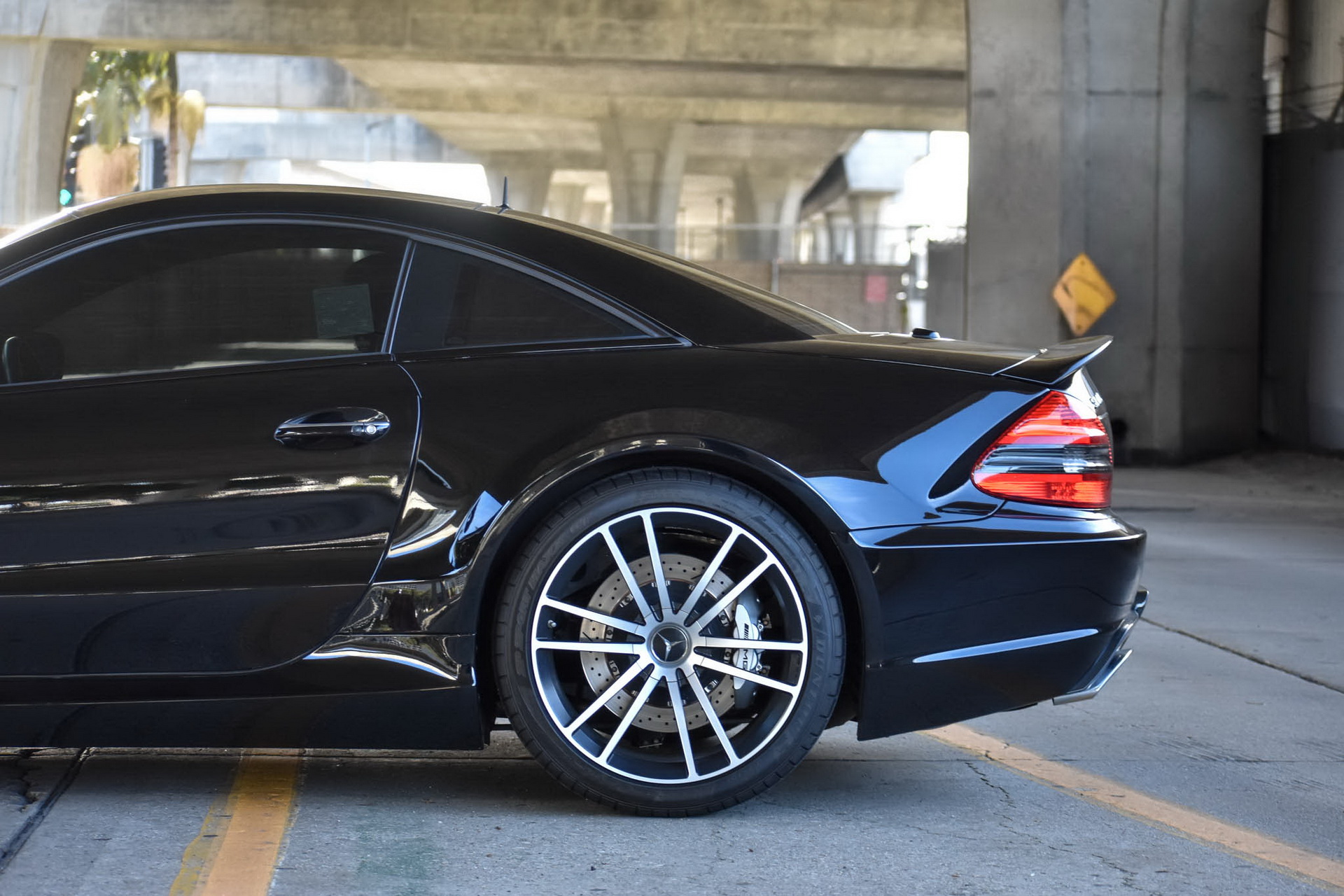 Want To Play Hardcore? Try This 2009 Mercedes-Benz SL65 AMG Black Series