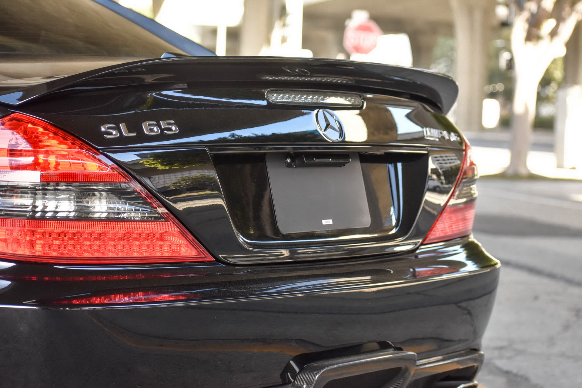 Want To Play Hardcore? Try This 2009 Mercedes-Benz SL65 AMG Black Series