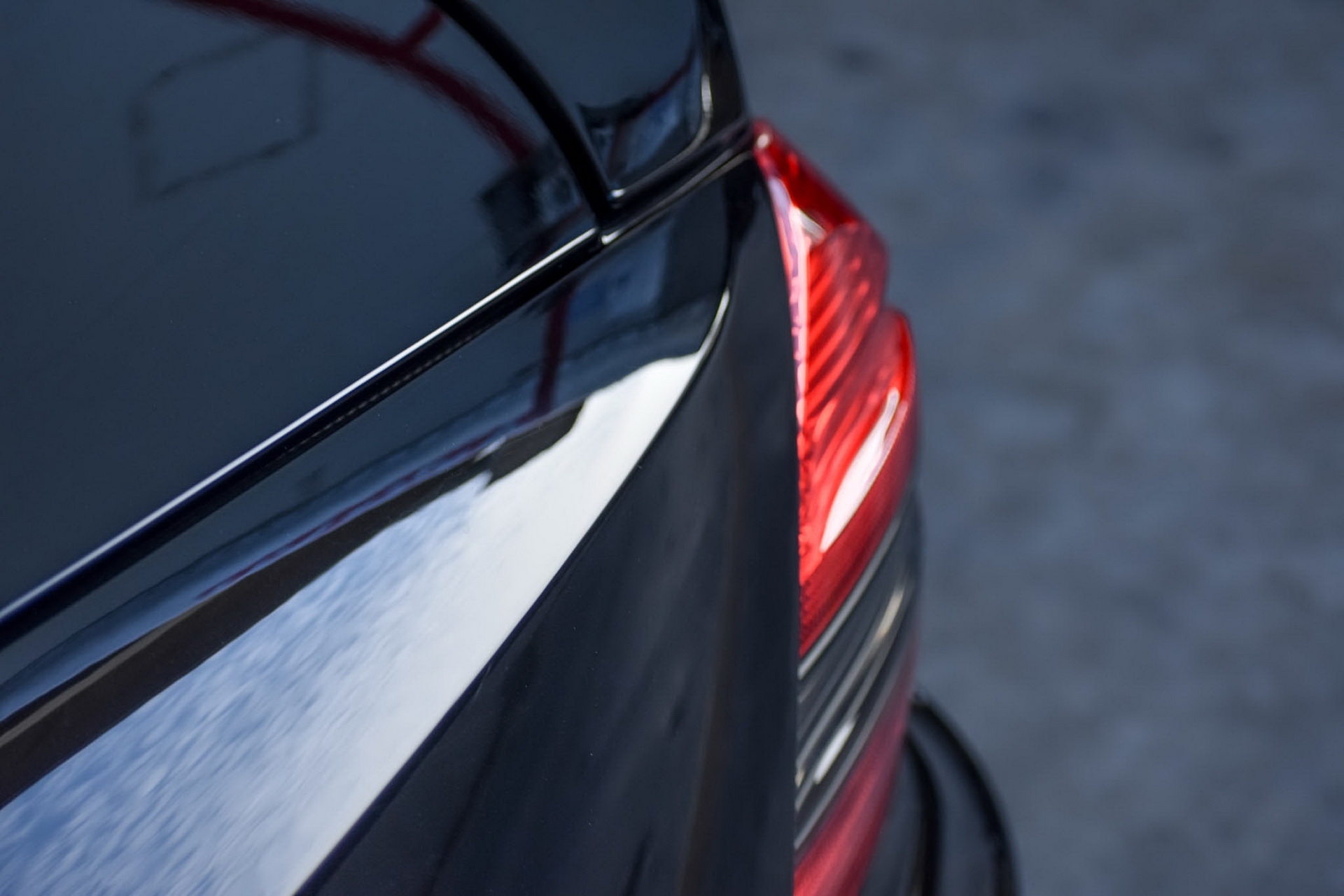 Want To Play Hardcore? Try This 2009 Mercedes-Benz SL65 AMG Black Series