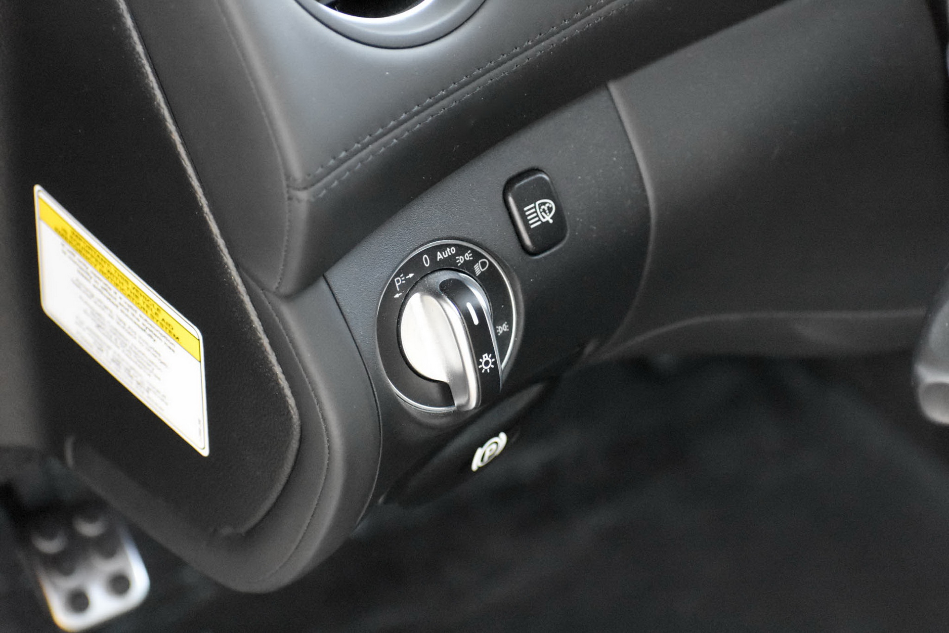 Want To Play Hardcore? Try This 2009 Mercedes-Benz SL65 AMG Black Series