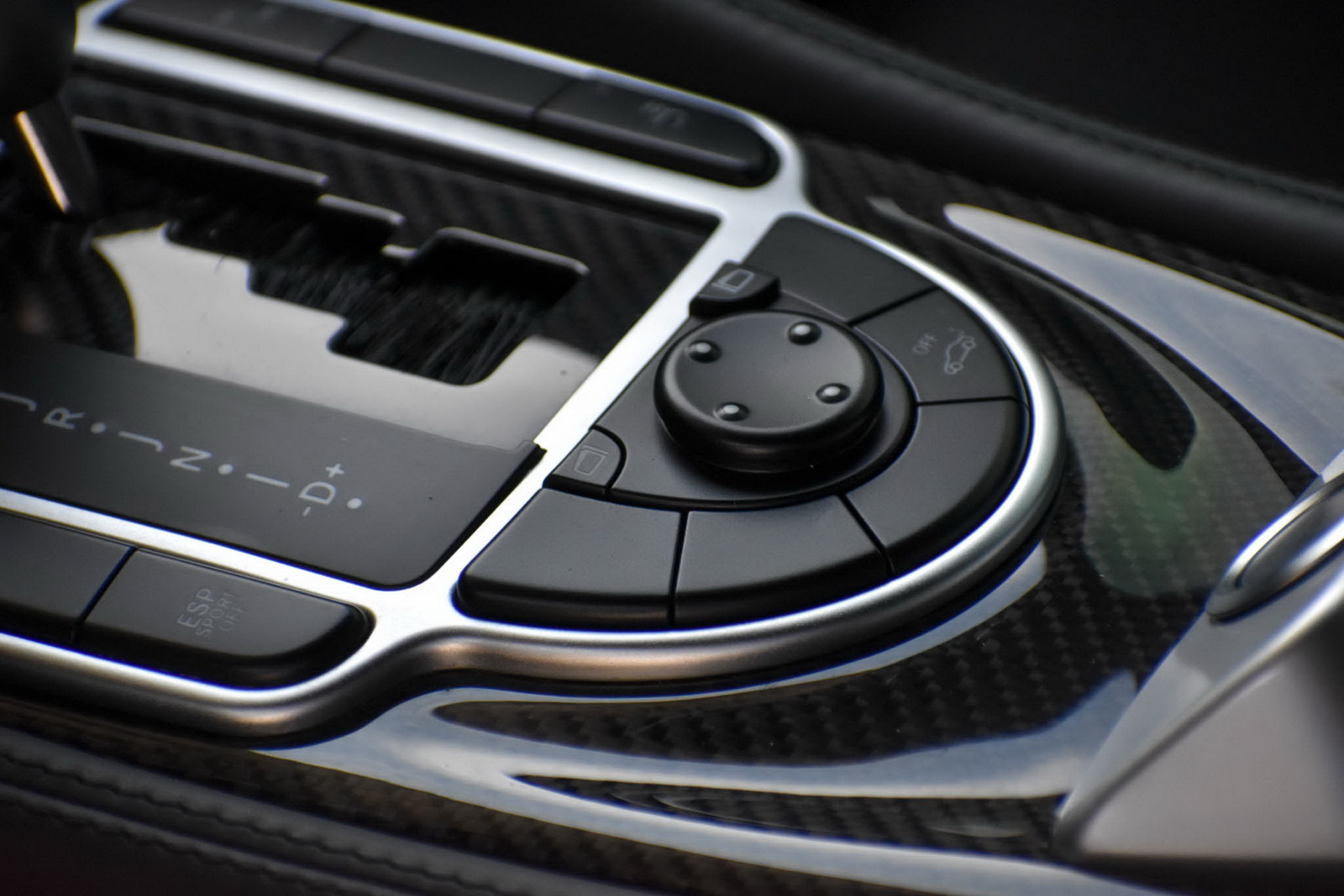 Want To Play Hardcore? Try This 2009 Mercedes-Benz SL65 AMG Black Series