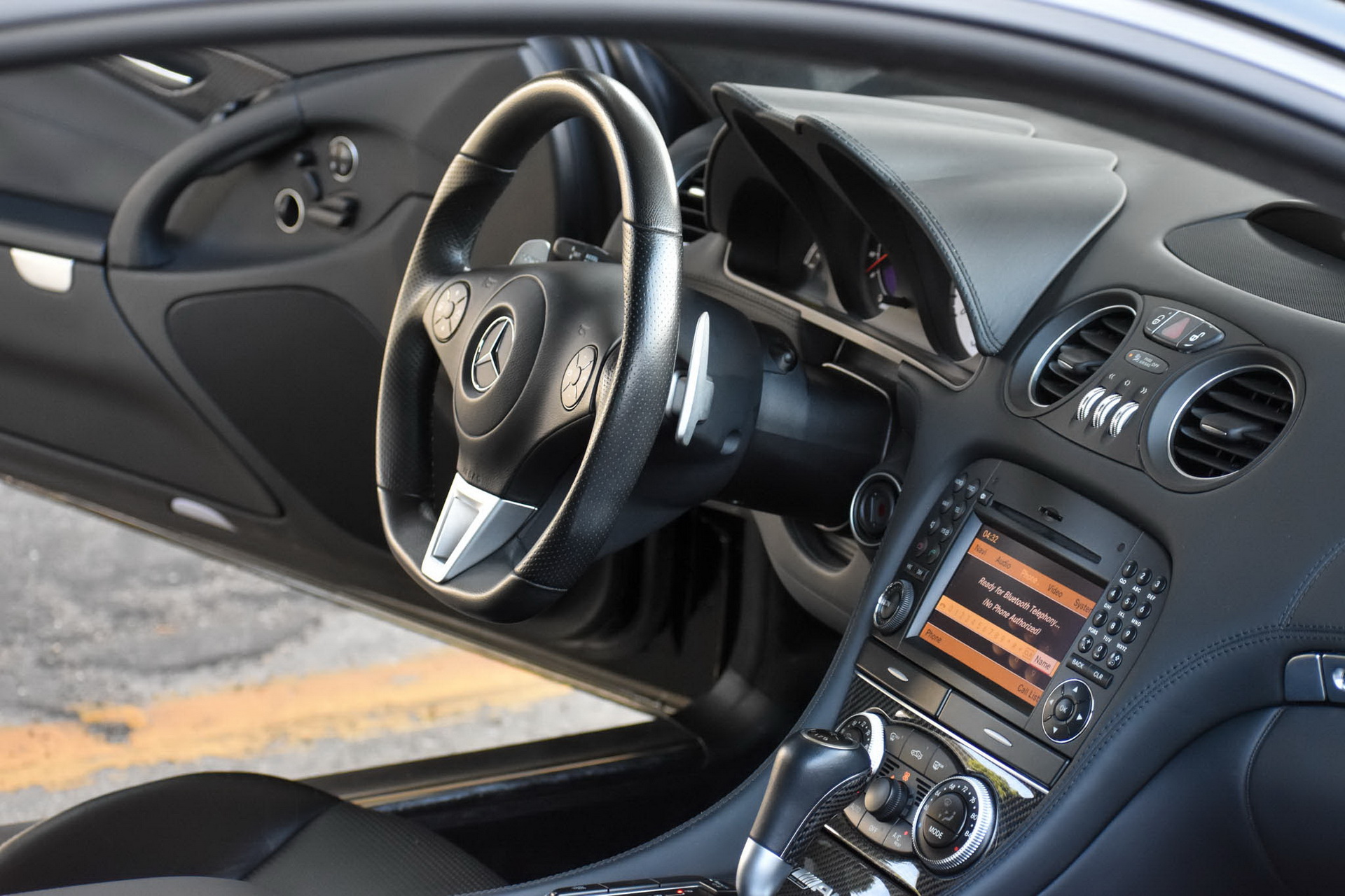 Want To Play Hardcore? Try This 2009 Mercedes-Benz SL65 AMG Black Series