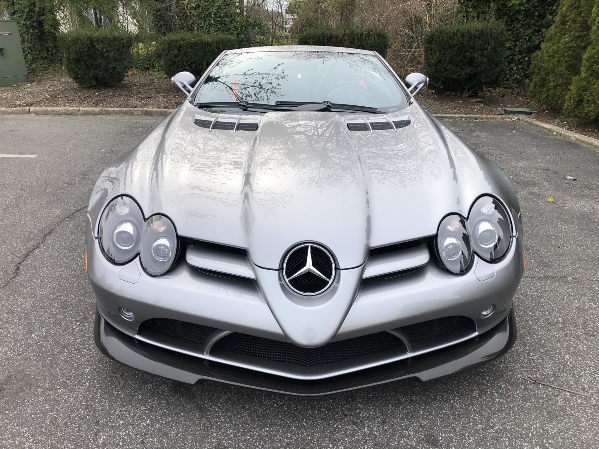 2.7k-Mile Mercedes SLR McLaren 722 S Roadster Is A Proper German Exotic