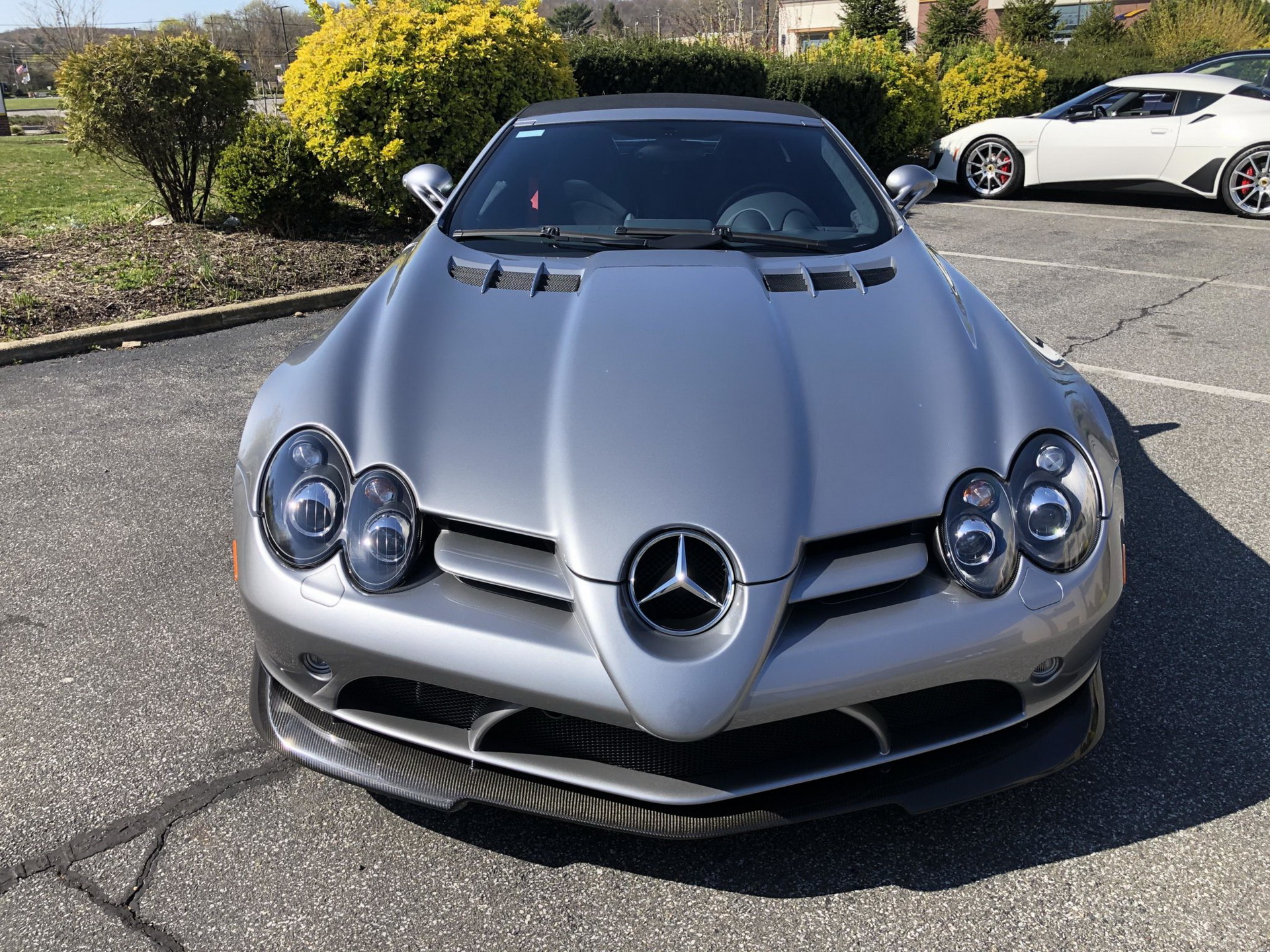 2.7k-Mile Mercedes SLR McLaren 722 S Roadster Is A Proper German Exotic