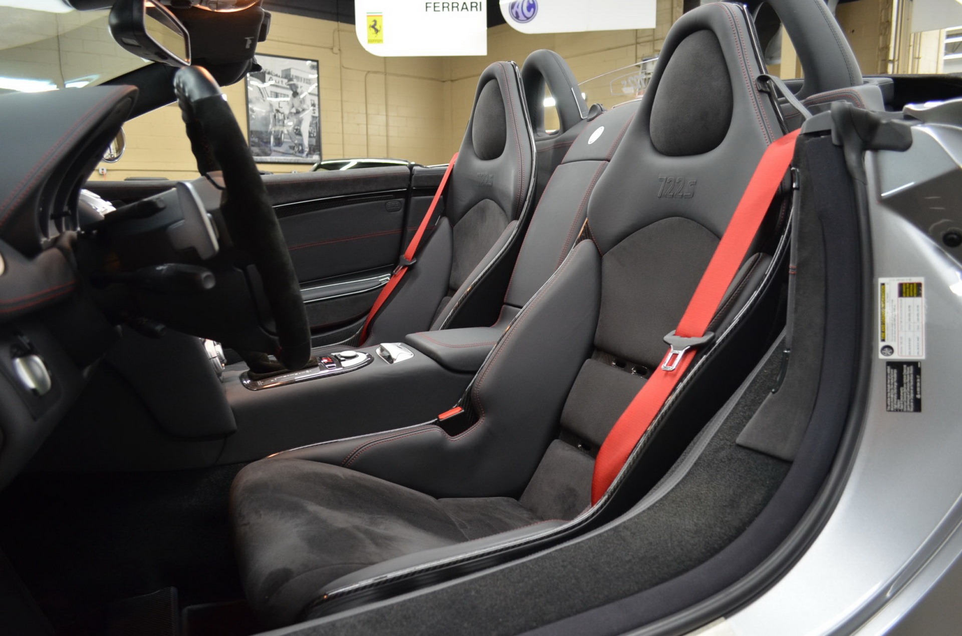 2.7k-Mile Mercedes SLR McLaren 722 S Roadster Is A Proper German Exotic