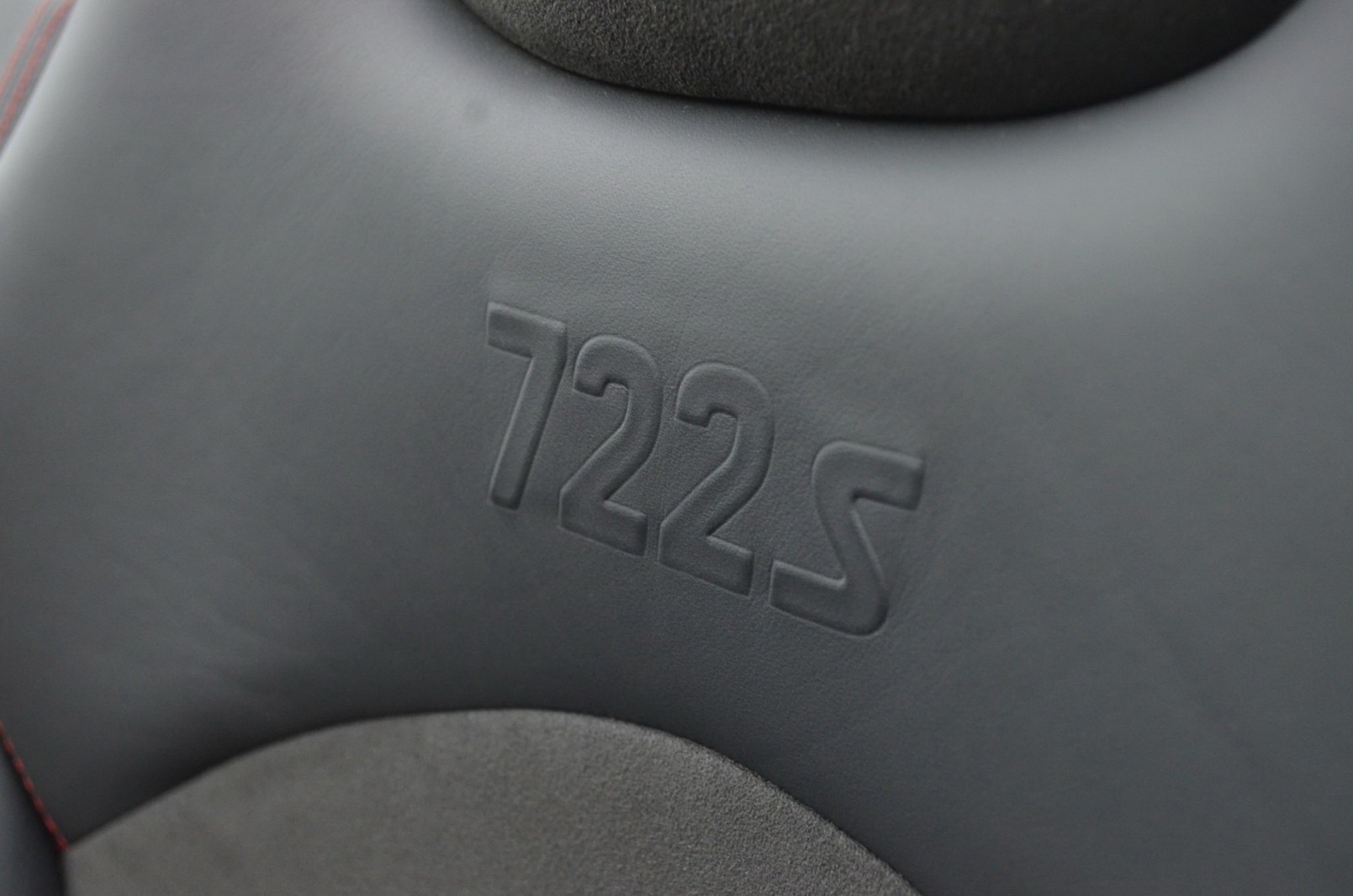 2.7k-Mile Mercedes SLR McLaren 722 S Roadster Is A Proper German Exotic