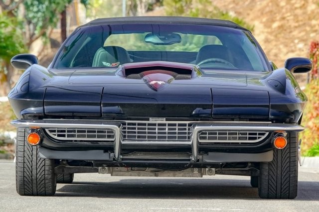 Want A C6 Corvette That Looks Like A C2? That’ll Be $150k Thank You Very Much