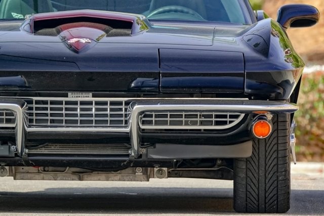 Want A C6 Corvette That Looks Like A C2? That’ll Be $150k Thank You Very Much