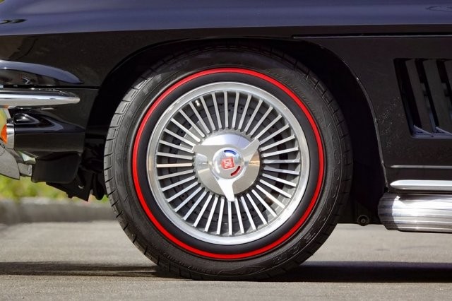 Want A C6 Corvette That Looks Like A C2? That’ll Be $150k Thank You Very Much