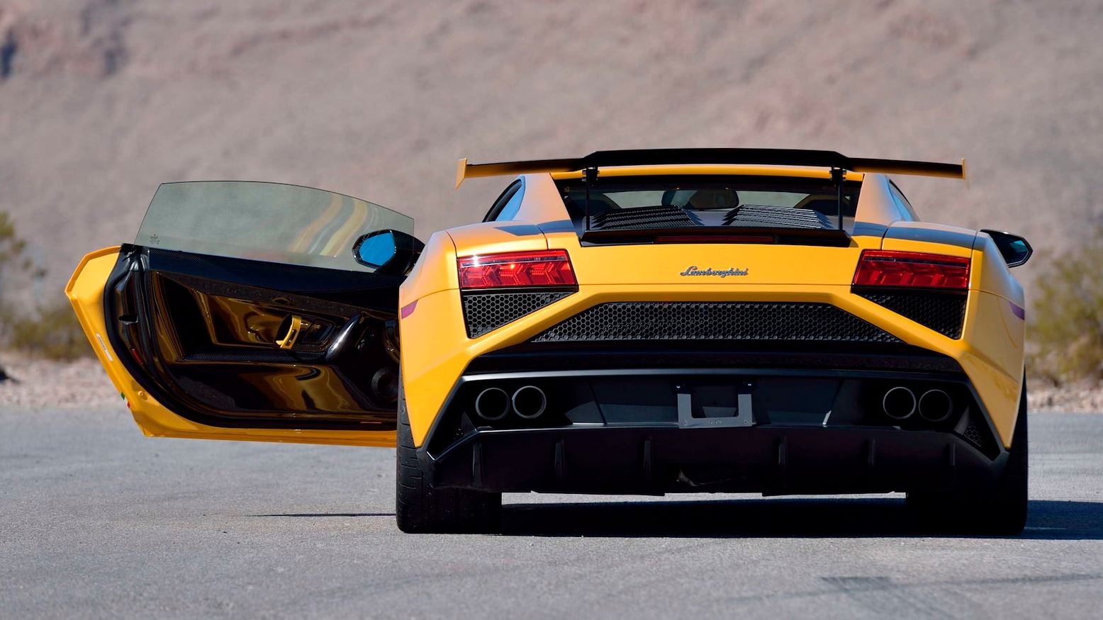 Rare Lamborghini Gallardo LP 570-4 Squadra Corse Is A Street-Legal Racer
