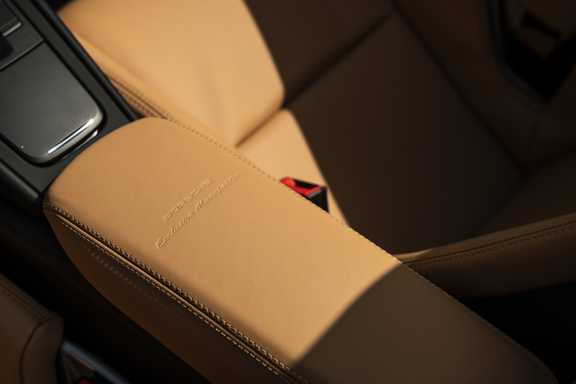 Final 991-Generation Porsche 911 Fetches $550,000 At Auction