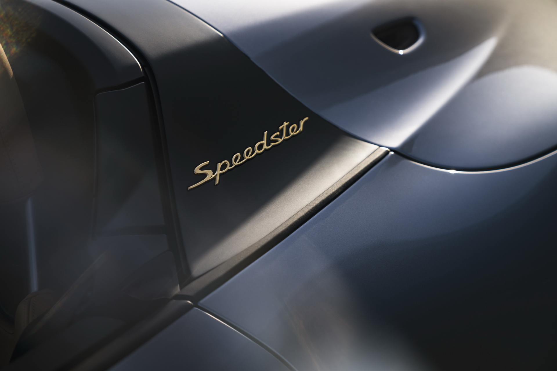 Final 991-Generation Porsche 911 Fetches $550,000 At Auction