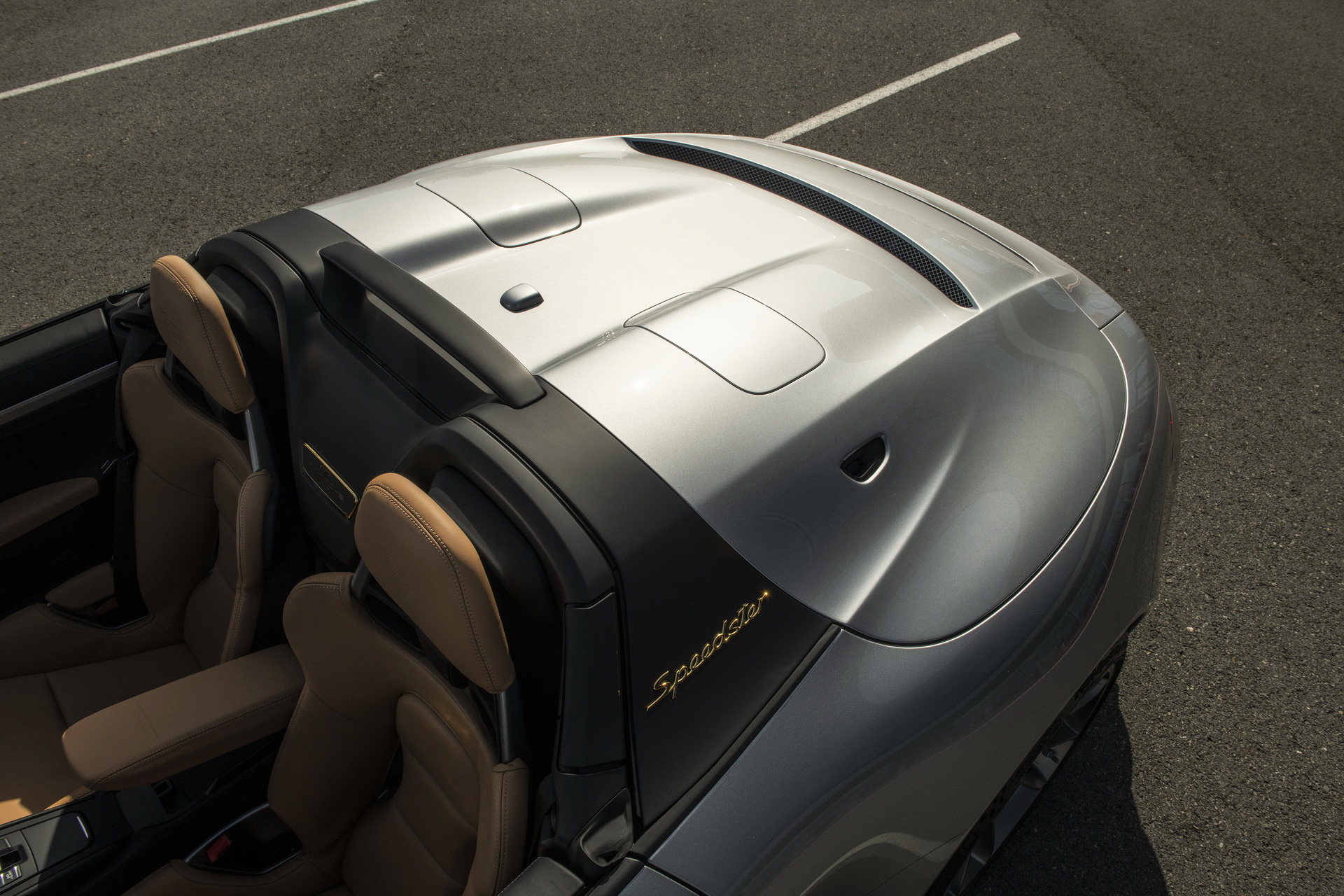 Final 991-Generation Porsche 911 Fetches $550,000 At Auction