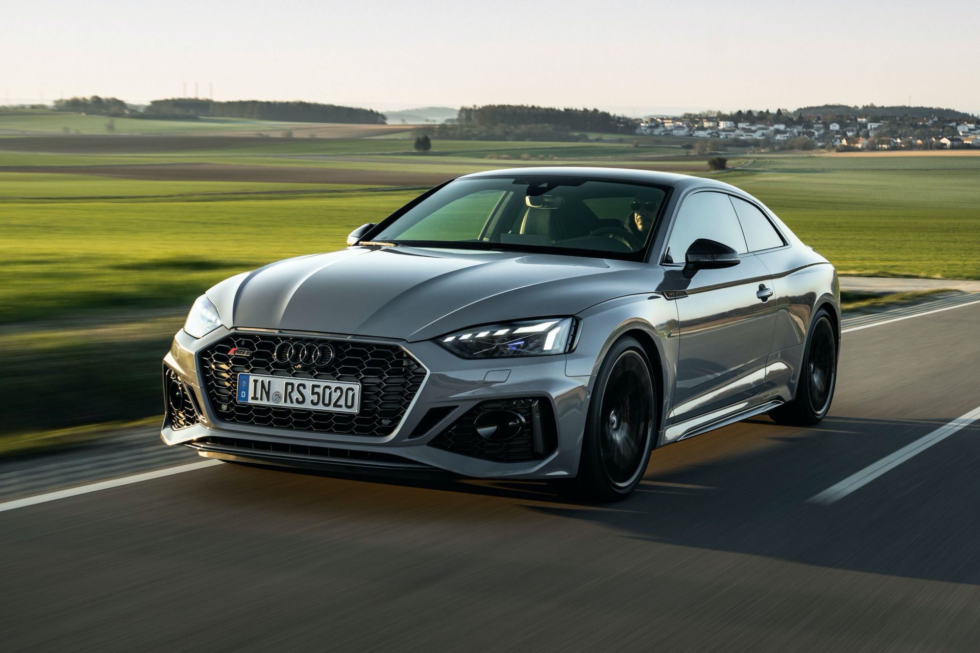 Explore The 2020 Audi RS5 Coupe And RS5 Sportback In New Photos, Videos