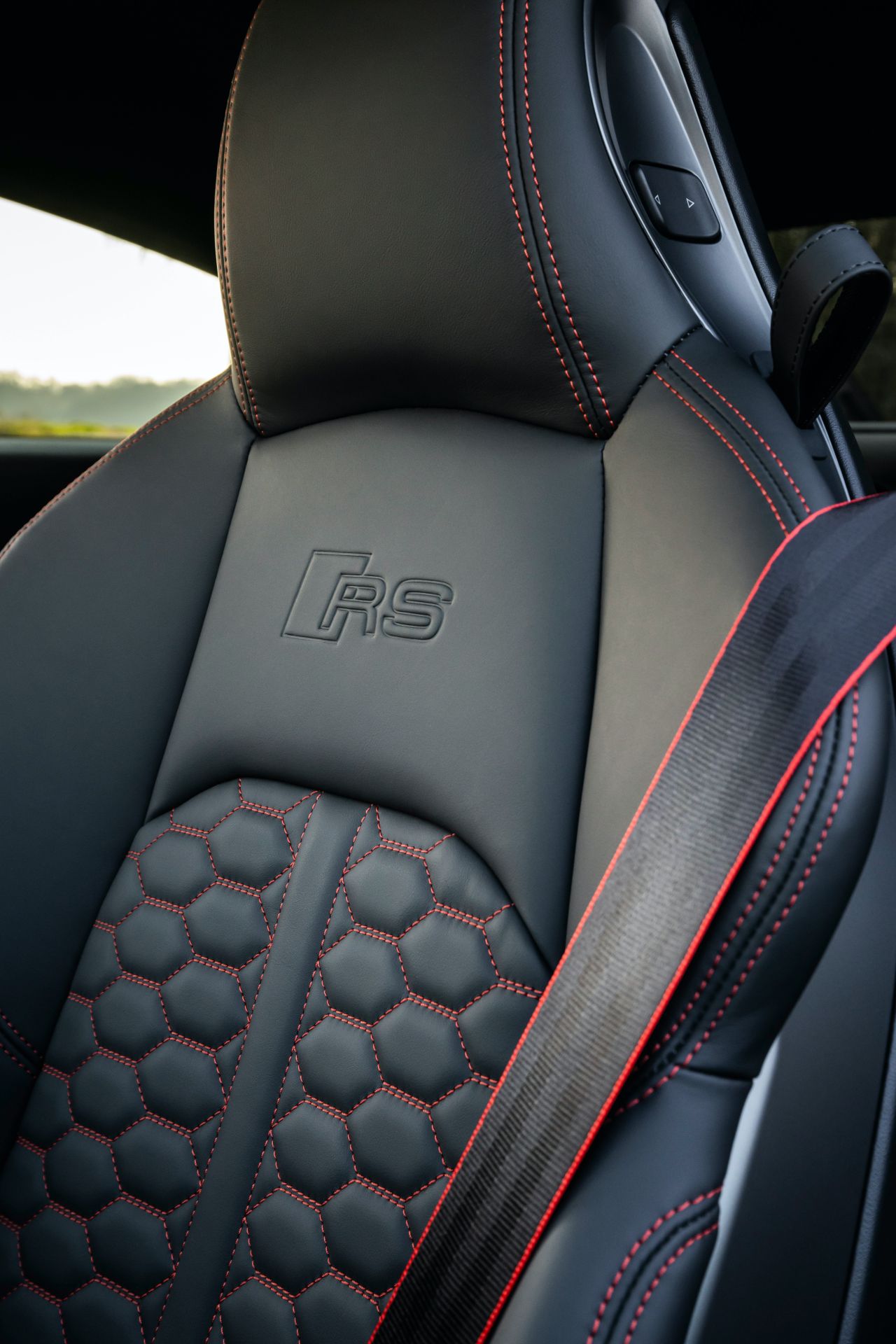 Explore The 2020 Audi RS5 Coupe And RS5 Sportback In New Photos, Videos