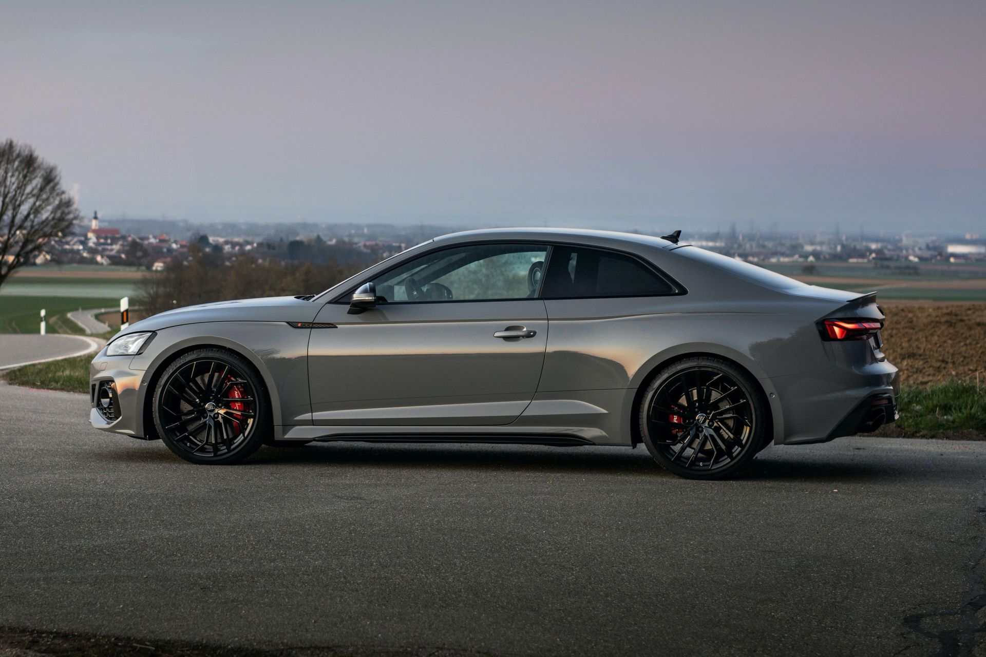 Explore The 2020 Audi RS5 Coupe And RS5 Sportback In New Photos, Videos