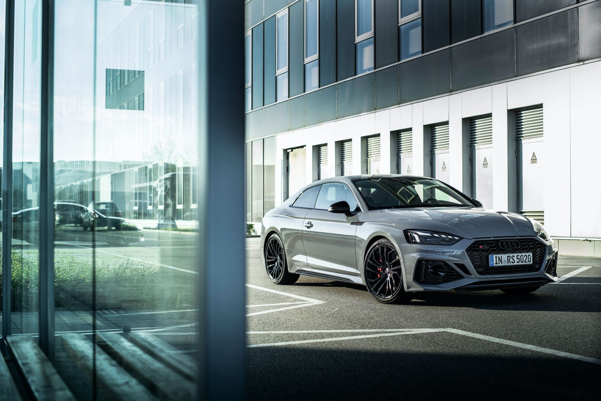Explore The 2020 Audi RS5 Coupe And RS5 Sportback In New Photos, Videos
