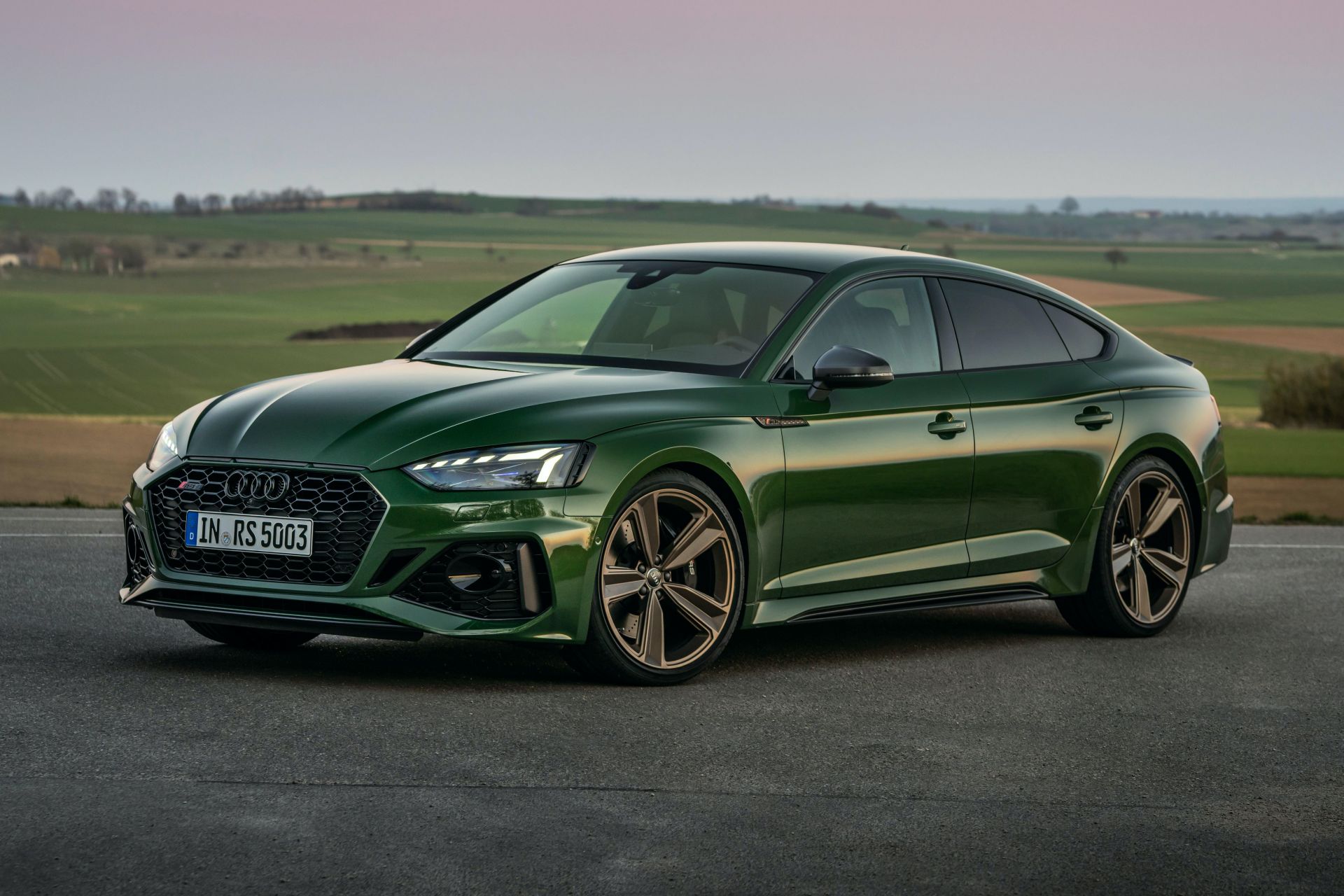 Explore The 2020 Audi RS5 Coupe And RS5 Sportback In New Photos, Videos